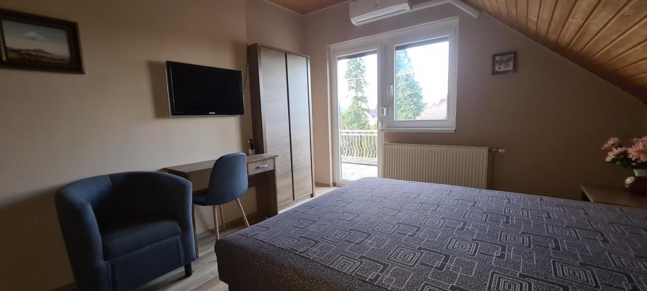 Hajas Familia Kiado Szobak Balatonmáriafürdő Extérieur photo