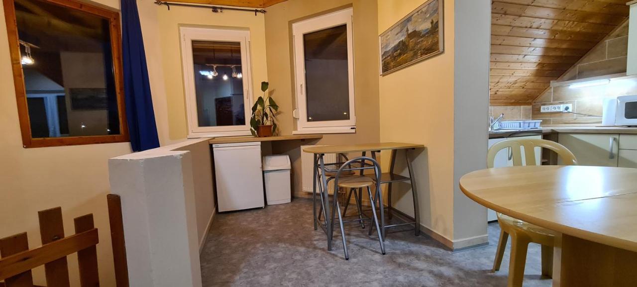 Hajas Familia Kiado Szobak Balatonmáriafürdő Extérieur photo