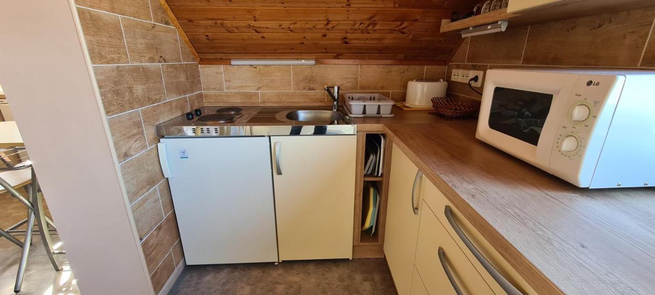 Hajas Familia Kiado Szobak Balatonmáriafürdő Extérieur photo